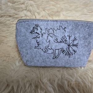 Filztasche, Ísland