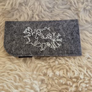 Brillenetui, Ísland